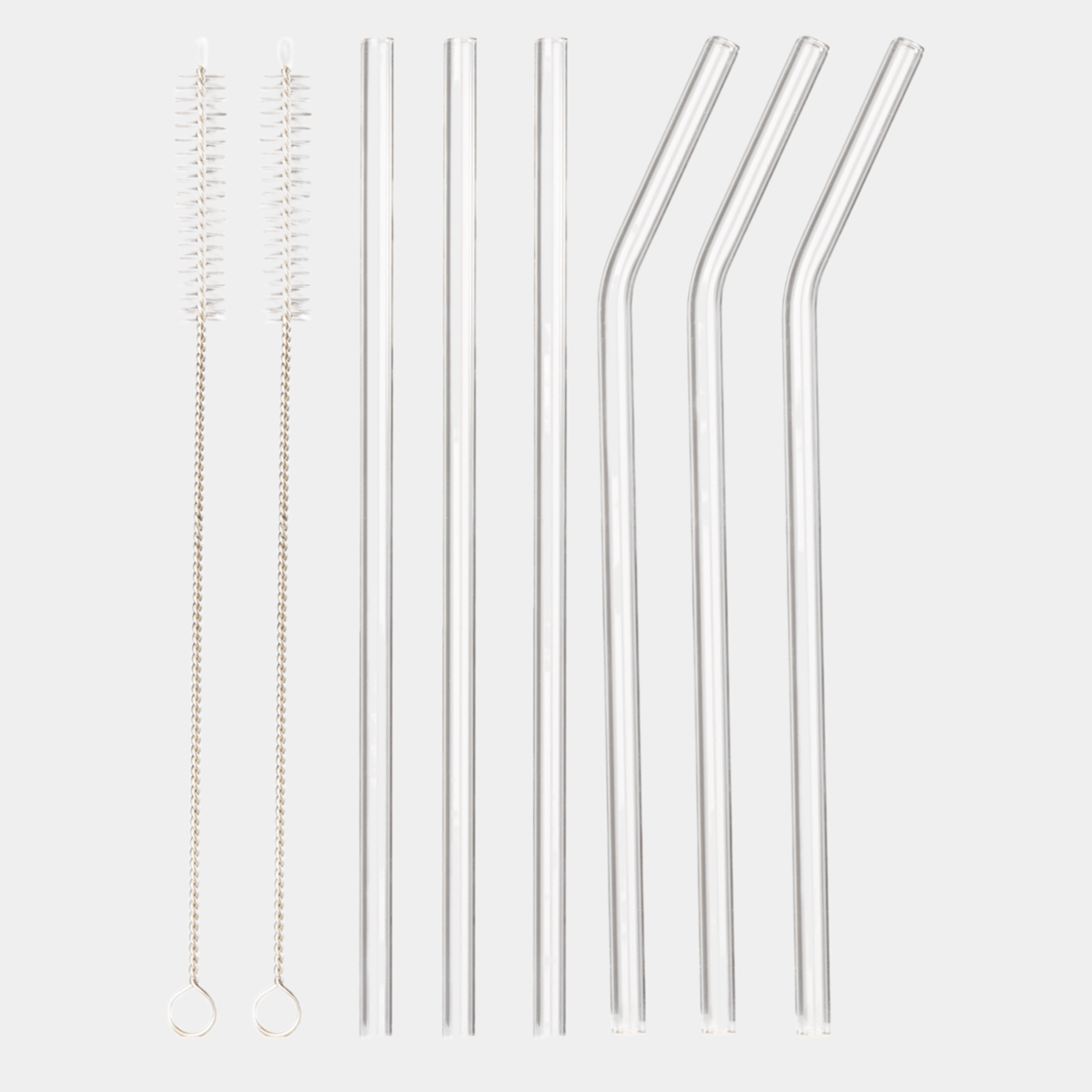 Ein stilvolles Glass Straw - Mix Set, präsentiert auf einem grauen Hintergrund. Wiederverwendbar und aus hochwertigem Glas gefertigt, ist dieser Glastrinkhalm eine umweltfreundliche Alternative. Ideal für Cocktails, Smoothies oder frische Säfte. Ein Blickfang auf jedem Tisch und ein Statement für Stil und Nachhaltigkeit.