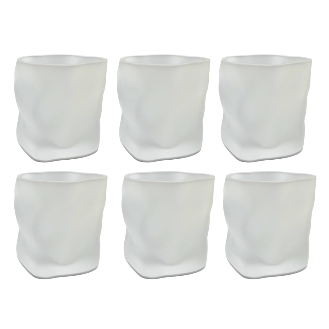 Milky Diamond Glas 6er Set mit milchigem Finish und Diamantstruktur, ästhetisches und stilvolles Trinkglas vor weißem Hintergrund, perfekt für Matcha Latte, Cappuccino und trendige Getränke, hochwertiges Glasdesign für stilvollen Trinkgenuss und moderne Ästhetik.